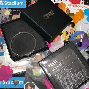 BTS Proof Yet To Come Bracelet (Platinum)